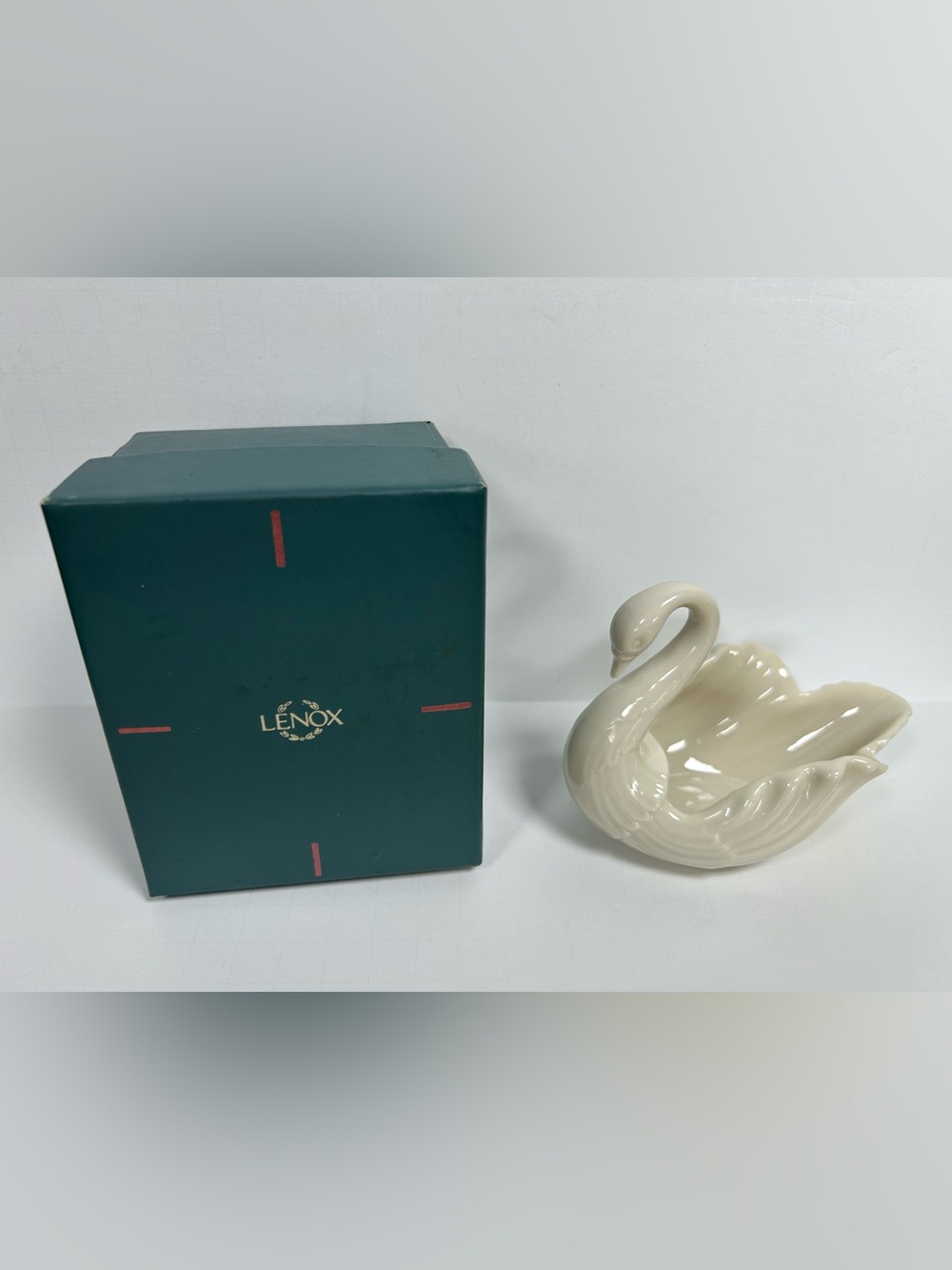 Vintage Lenox Ivory Swan Trinket Dish Porcelain Ring Holder USA W/ Original Box